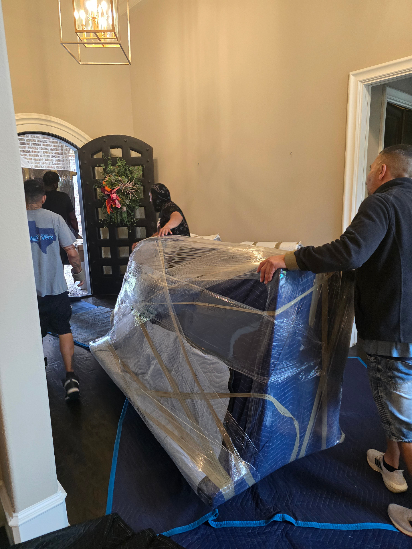 Stonebriar professional crew on a Dallas move