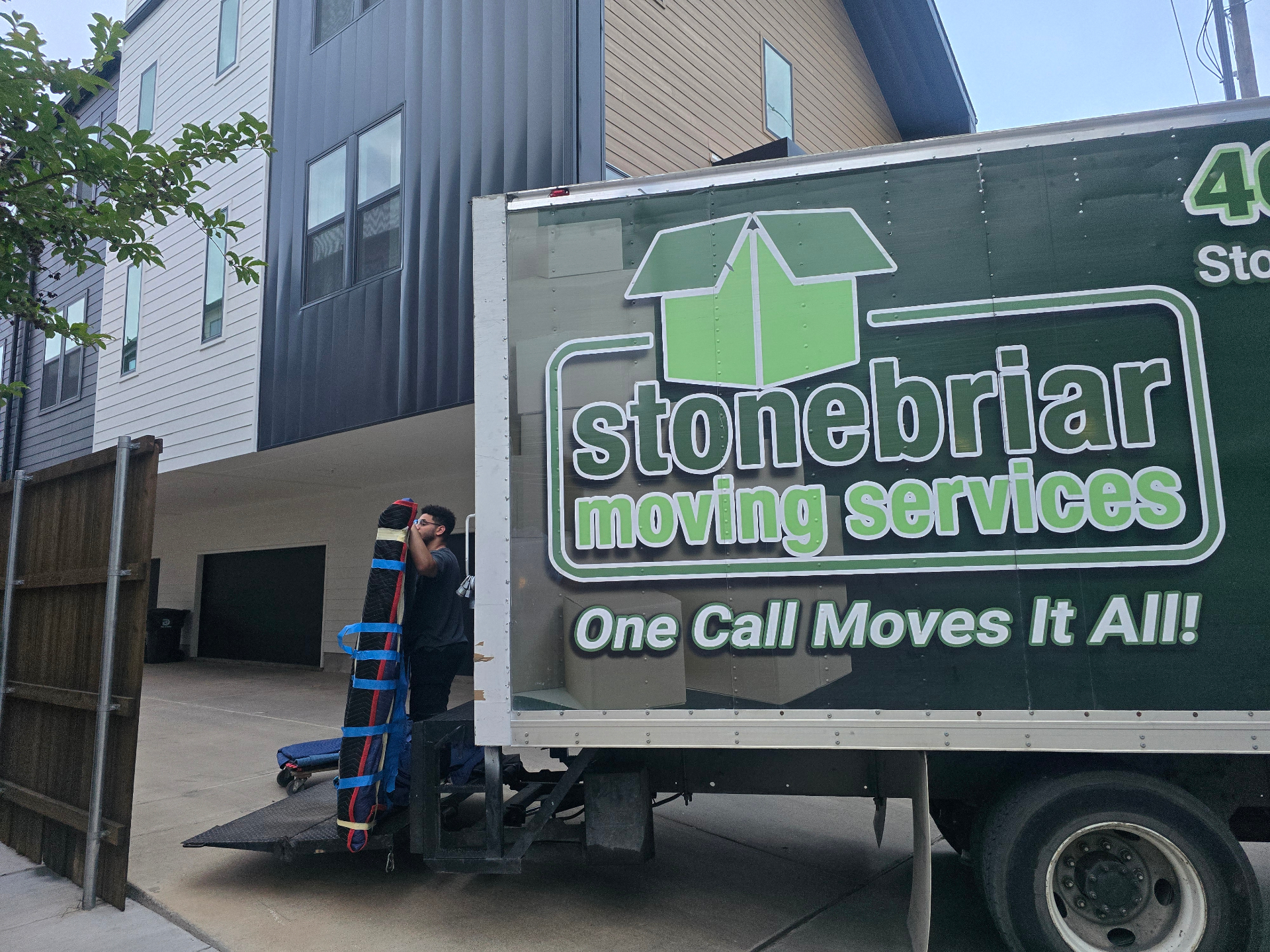 Stonebriar crew on a Dallas moving day